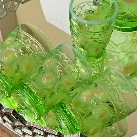 Fenton Apple Tree Pitcher 4 Tumblers Signed Green Stunning Set #N101 - Picture 4 of 10